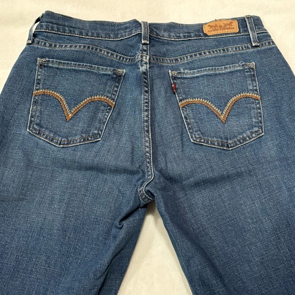 LEVI’S Women’s Vintage Boot Cut 515 Denim Jeans - light wash, size 4M W27 - Picture 3 of 7